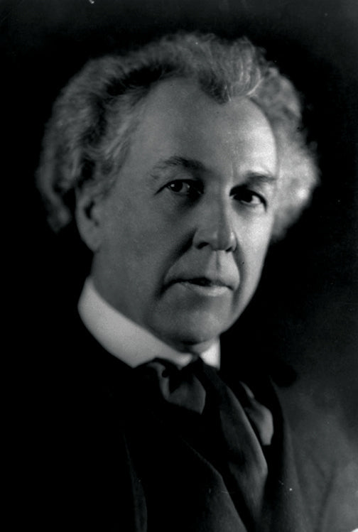 Frank Lloyd Wright gave copies of Book of Tea to his students