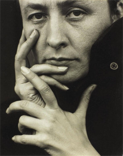 Georgia O'Keeffe owned 2 copies of Book of Tea